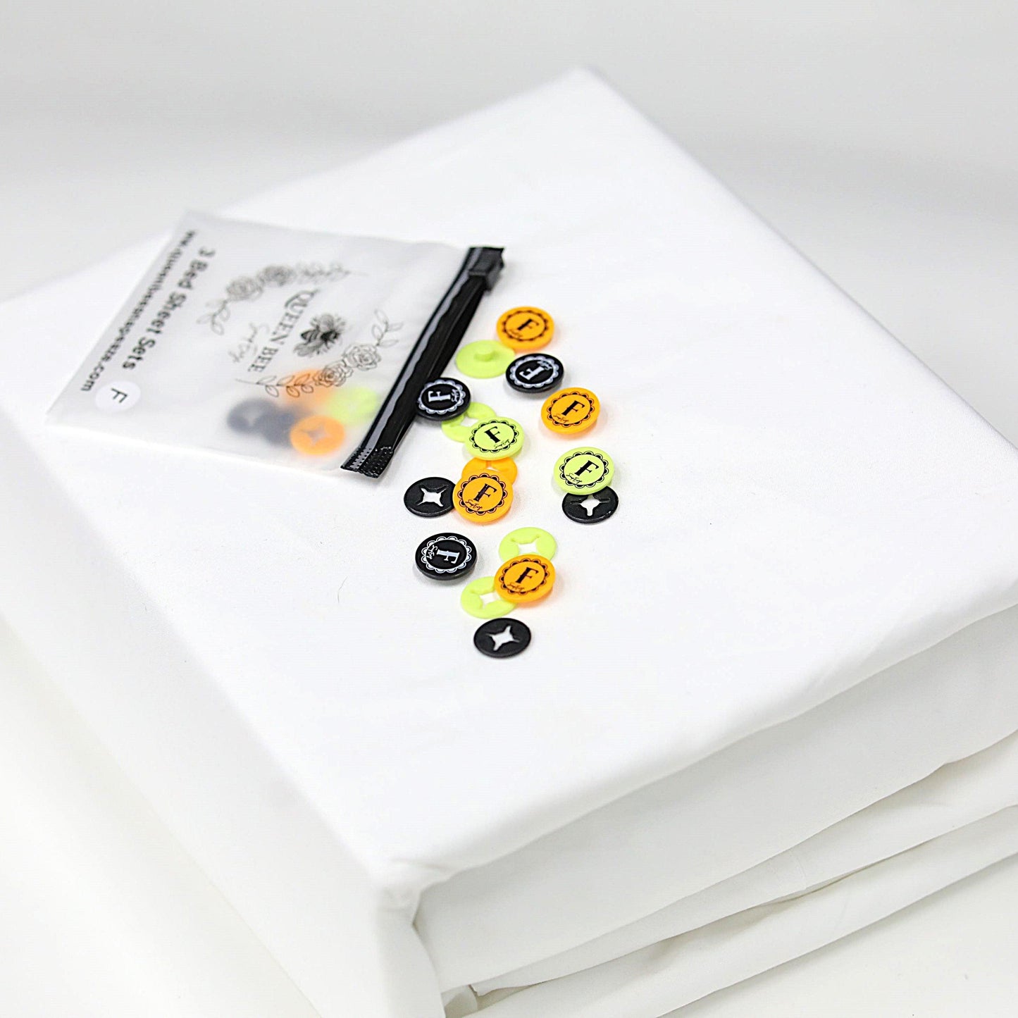 FULL SnapEaze ✦ 3 Linen Sets - Queen Bee SnapEaze
